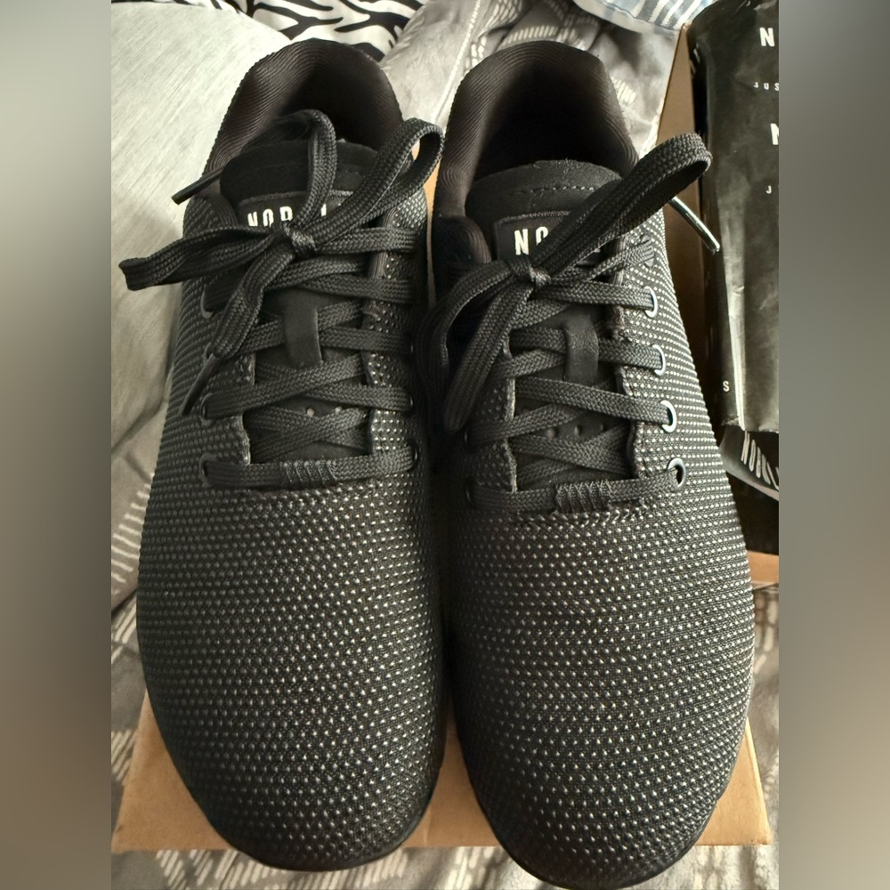 Women’s NoBull OUTWORK sneaker, size 8